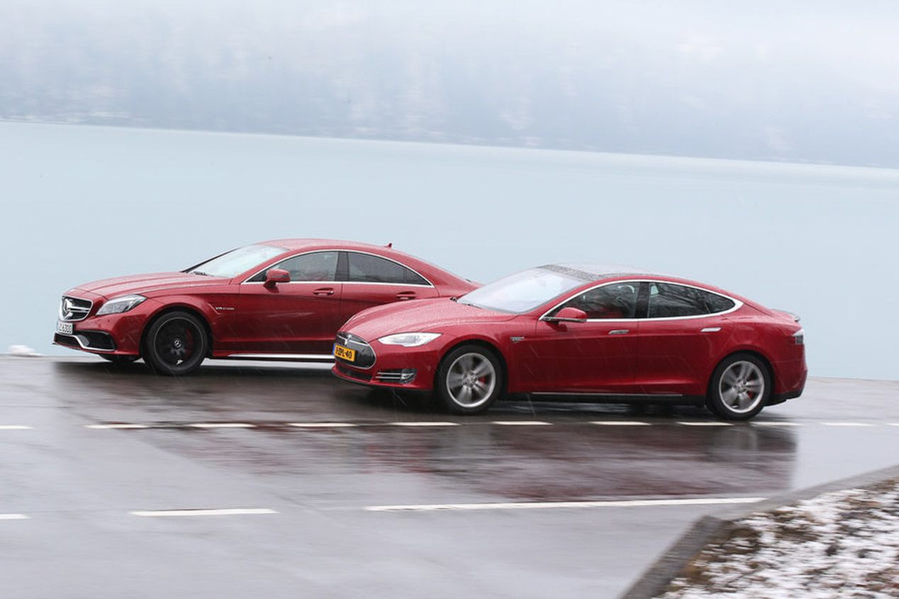 Tesla Model S P85D y Mercedes CLS 63 AMG S: una carrera de aceleración