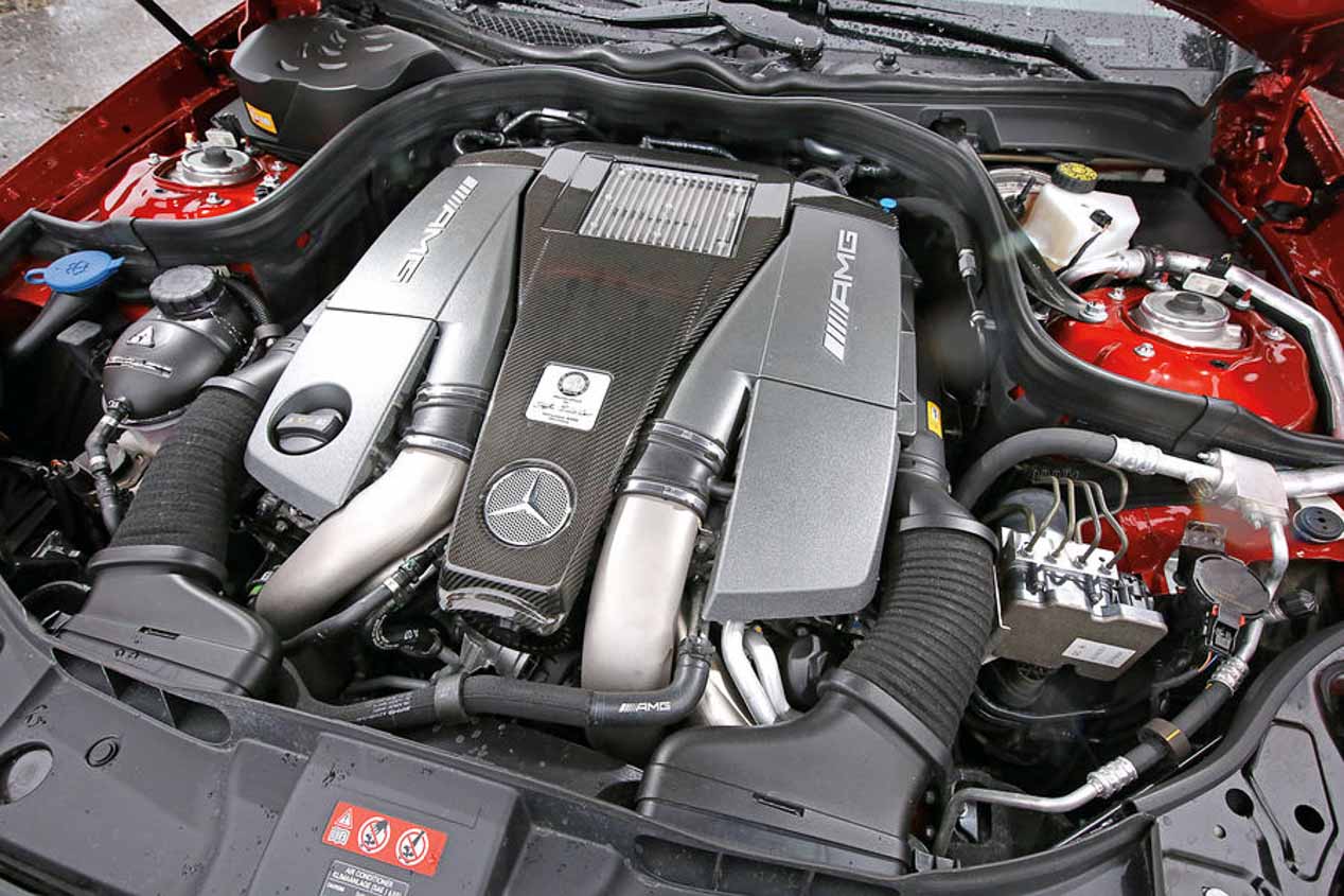 Tesla Model S P85D y Mercedes CLS 63 AMG S: una carrera de aceleración
