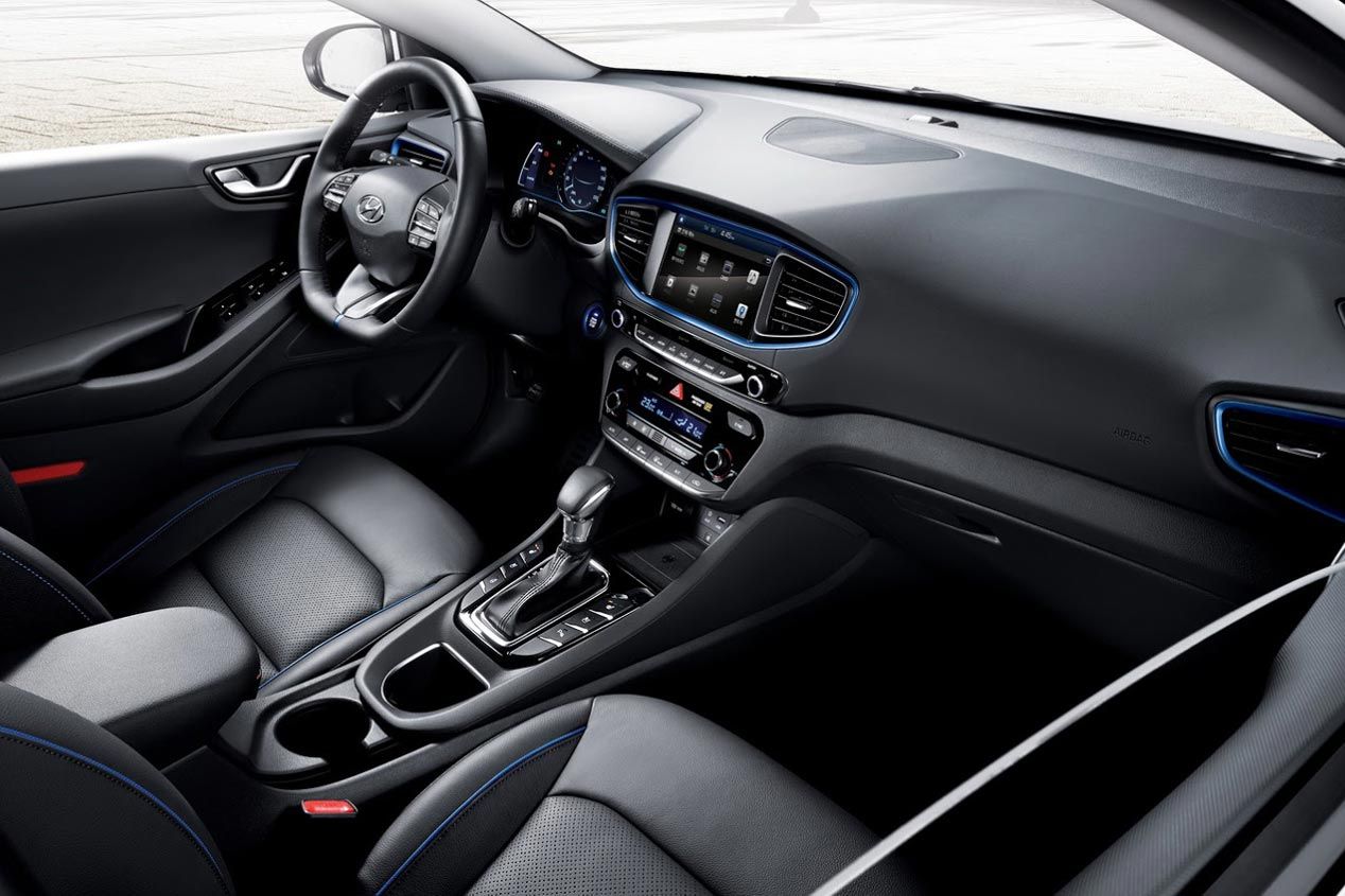Hyundai IONIQ, las fotos de este coche híbrido