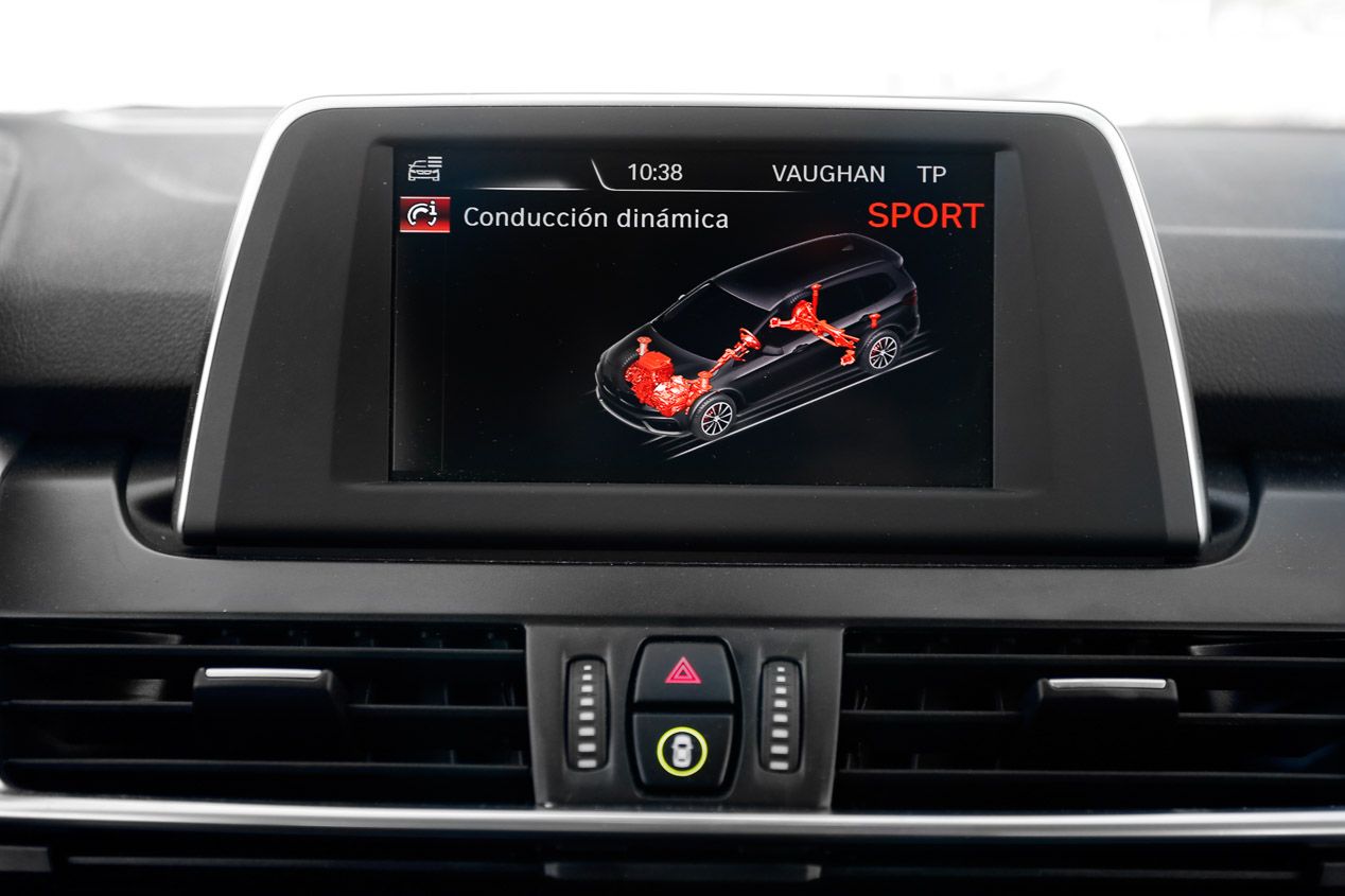 BMW 216d Gran Tourer 7 plazas vs Volkswagen Touran 1.6 TDI/110 CV 7 plazas, en fotos