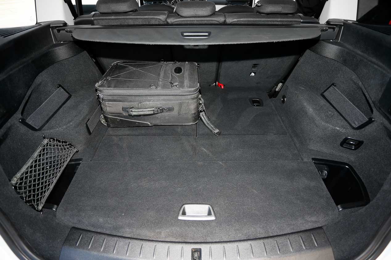 BMW 216d Gran Tourer 7 plazas vs Volkswagen Touran 1.6 TDI/110 CV 7 plazas, en fotos