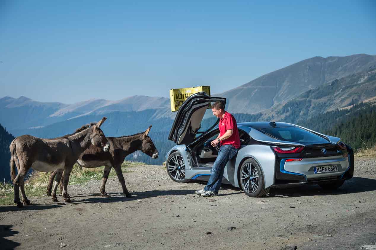 BMW i8, prueba y viaje por Rumanía. Sus fotos