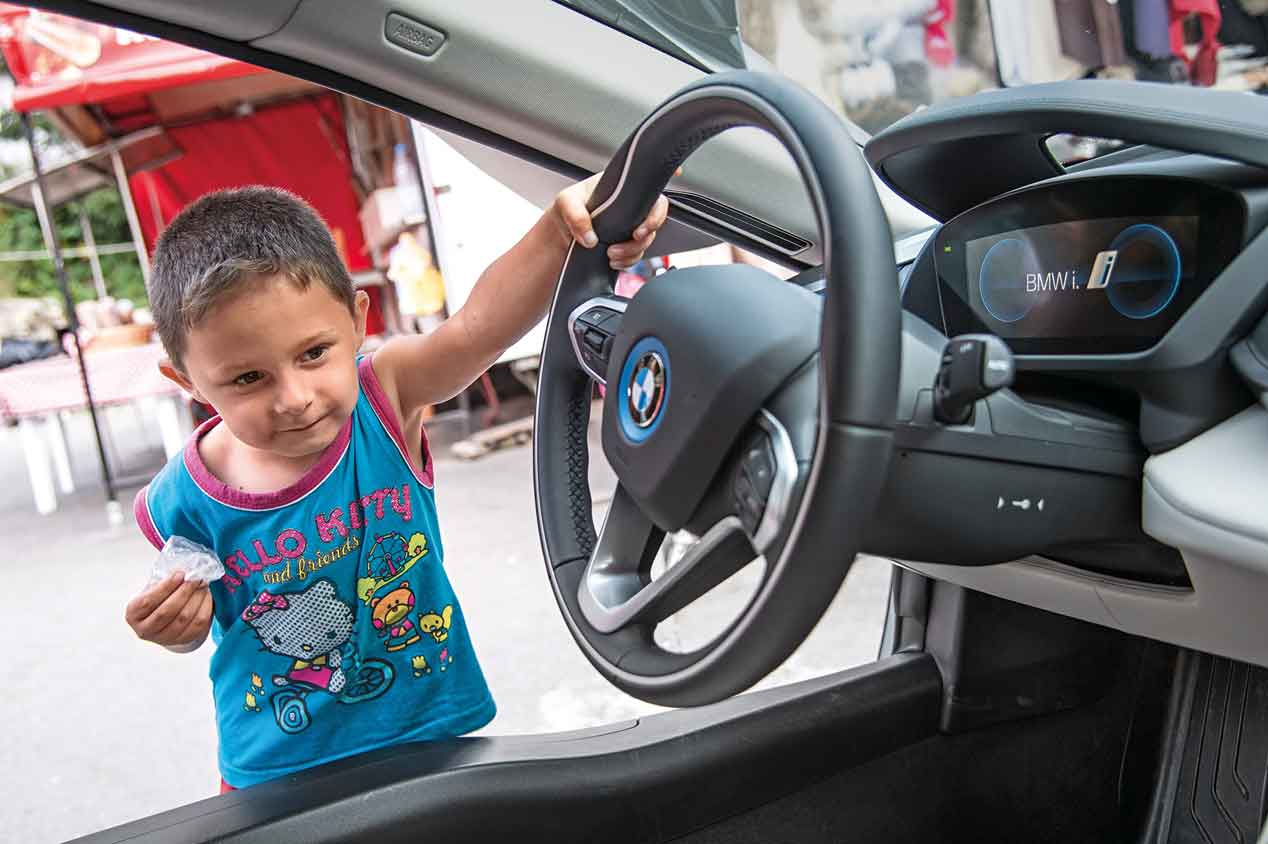 BMW i8, prueba y viaje por Rumanía. Sus fotos