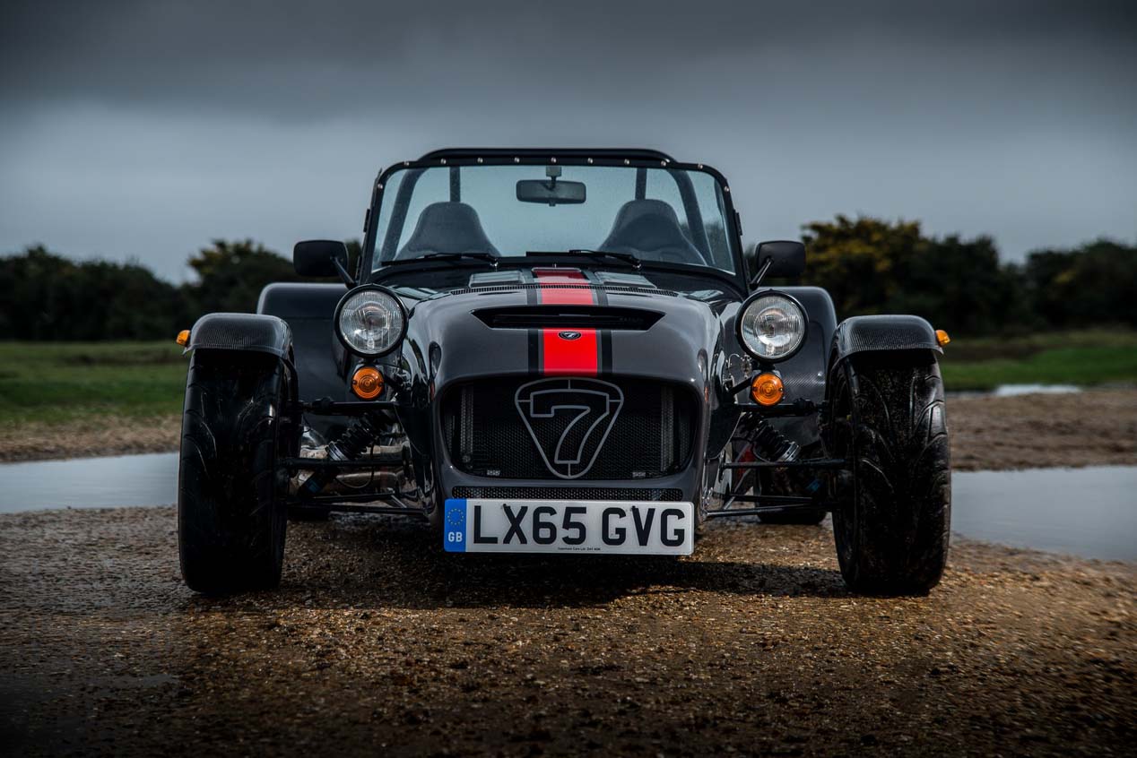 Caterham Seven 620S, roadster radical para la calle