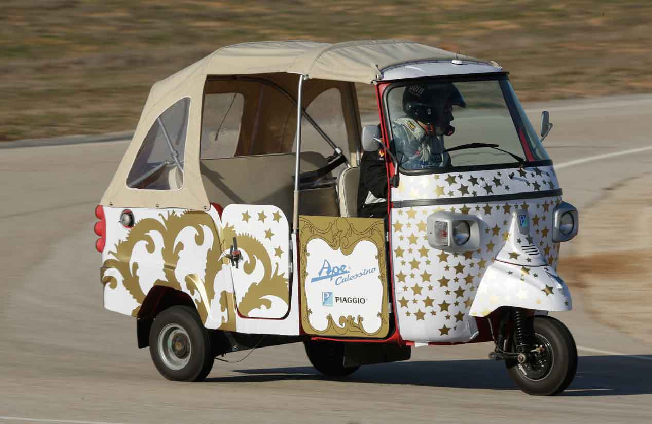 Probamos el Ape Calessino 200, ¡Vaya motocarro!