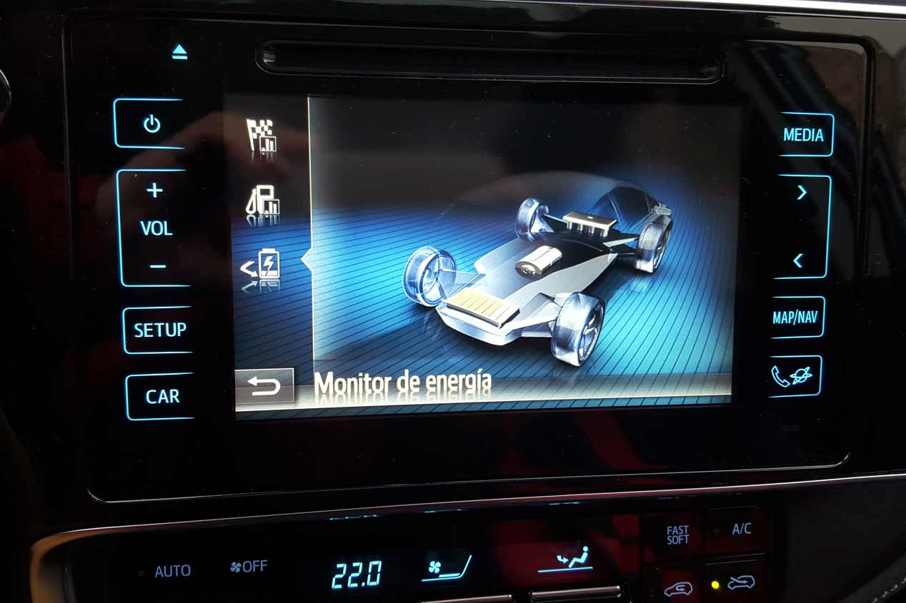 Toyota Auris Hybrid, acostúmbrate a pensar en verde
