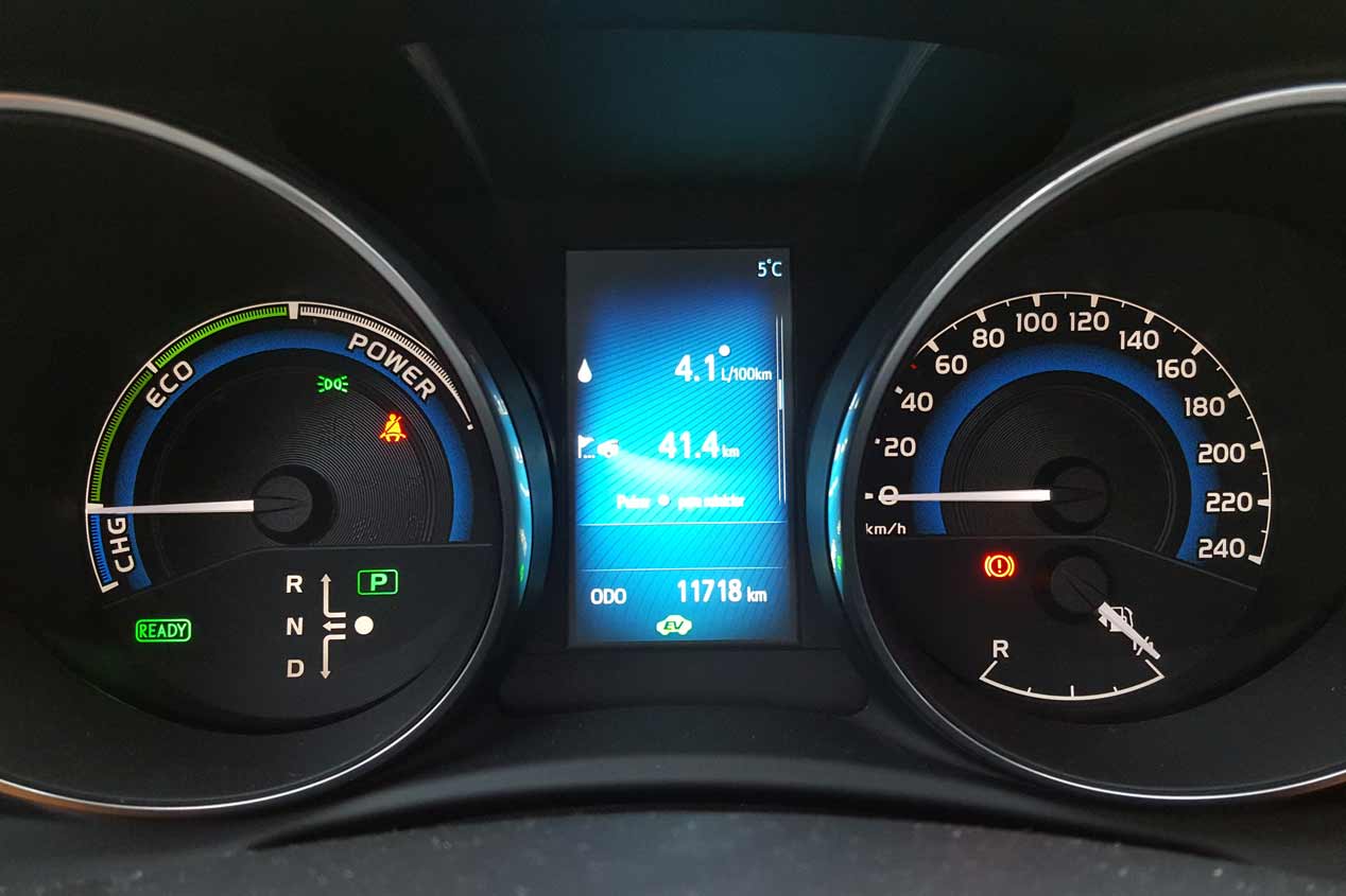 Toyota Auris Hybrid, acostúmbrate a pensar en verde