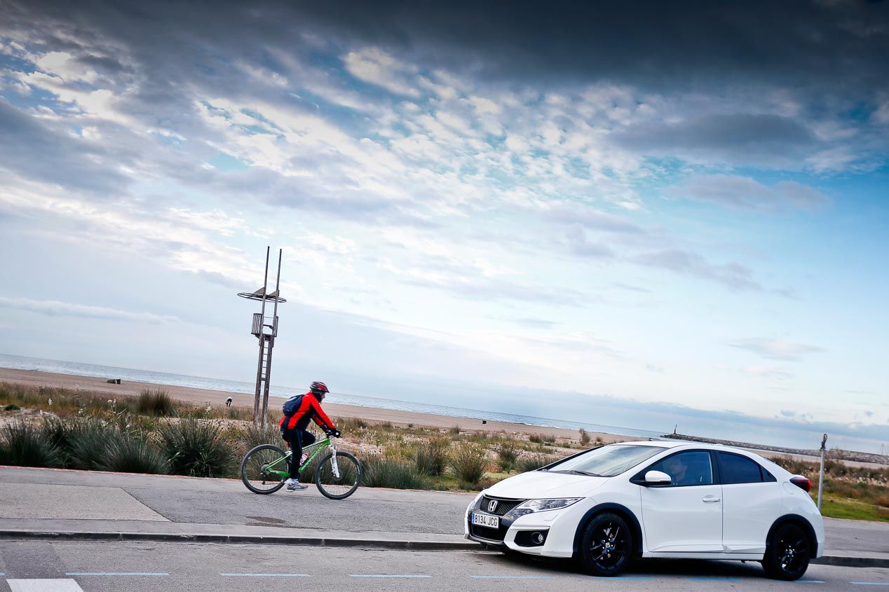 Los 10 coches compactos que menos nos han consumido