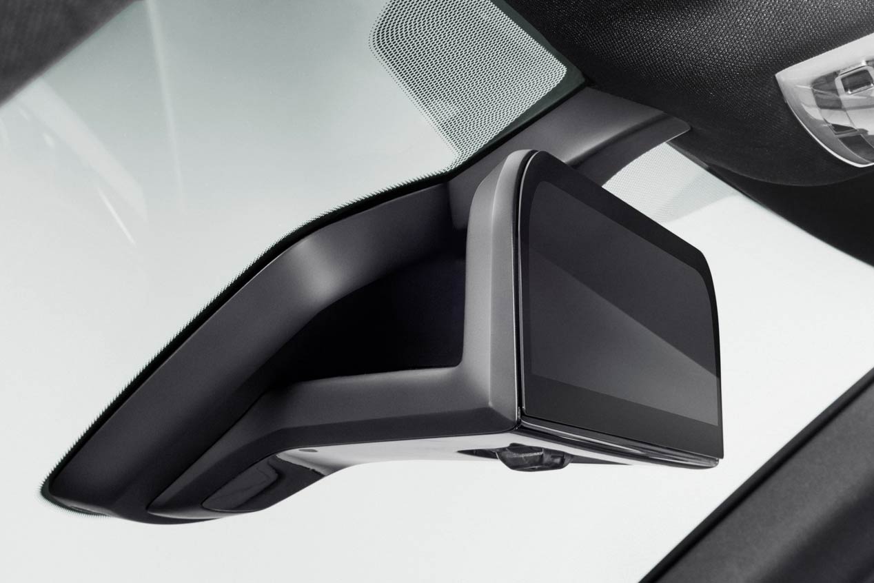 BMW y su tecnología de retrovisores digitales, en 2019