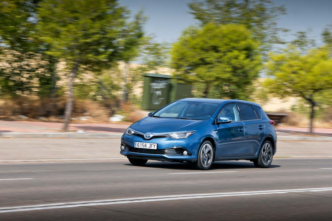 Los 10 coches compactos que menos nos han consumido