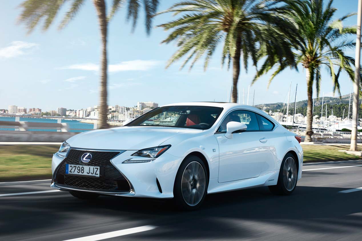 Lexus RC 300h, coupé híbrido de lujo