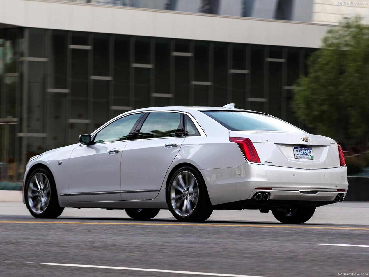 Cadillac CT6 2016, el lujo americano más deportivo