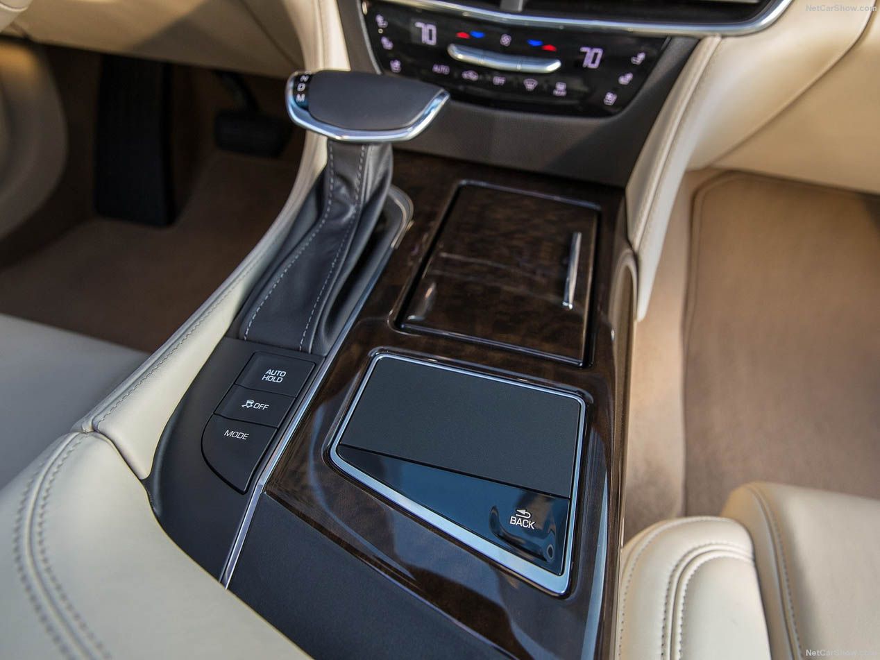 Cadillac CT6 2016, el lujo americano más deportivo
