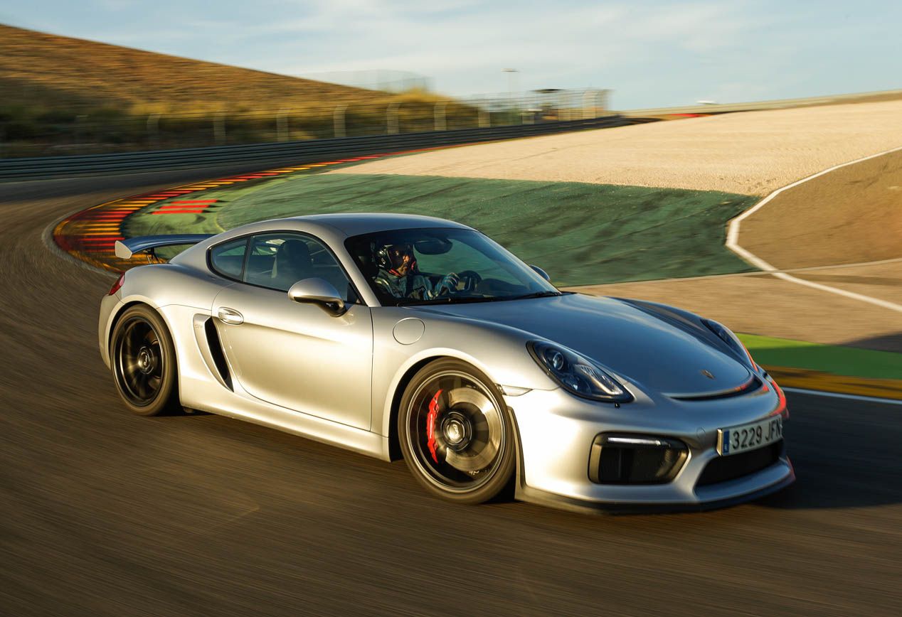 Porsche Cayman GT4