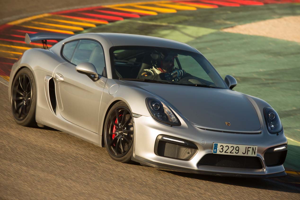 Porsche Cayman GT4