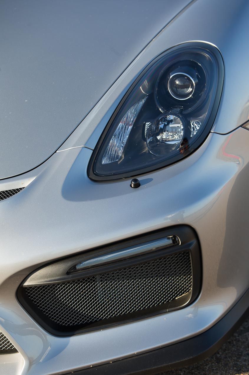Porsche Cayman GT4