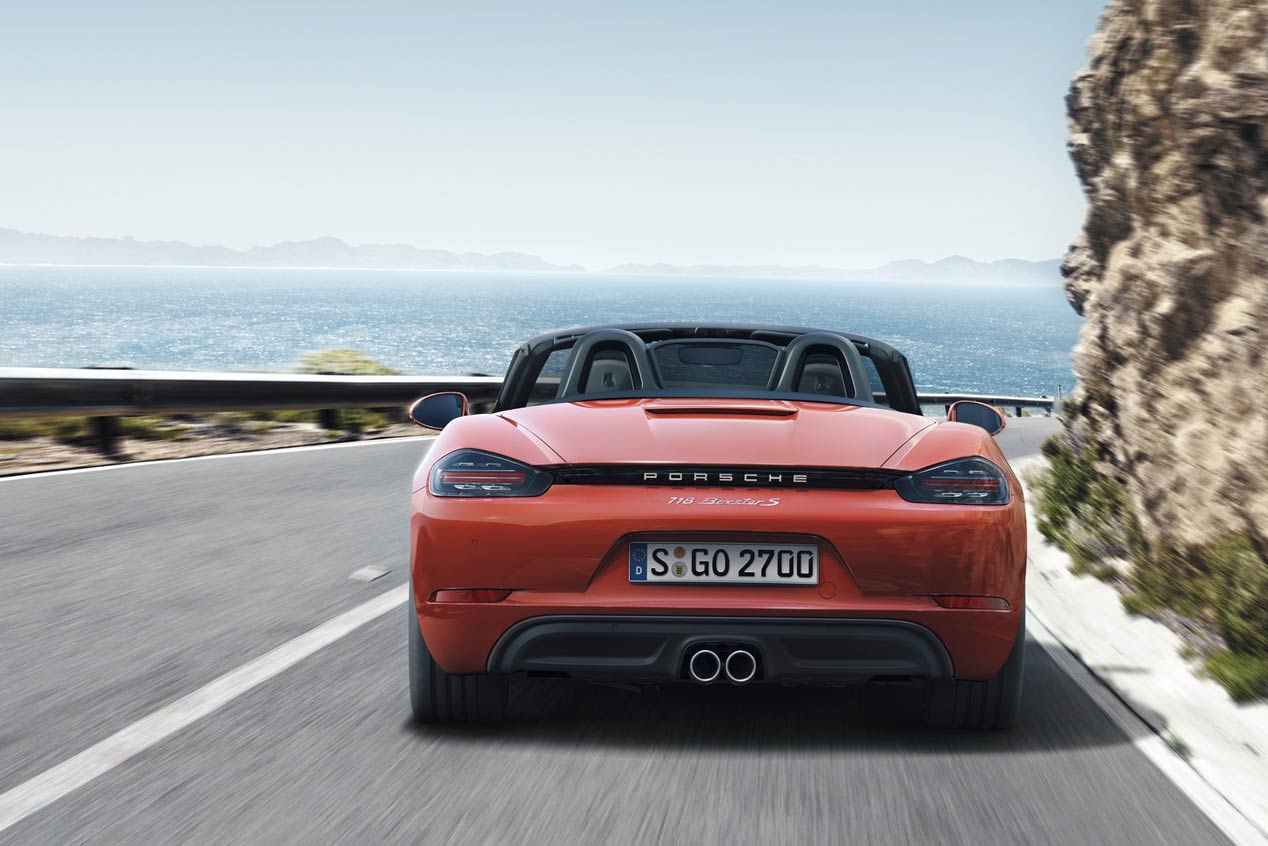 Porsche 718 Boxster, vuelta a los 4 cilindros bóxer