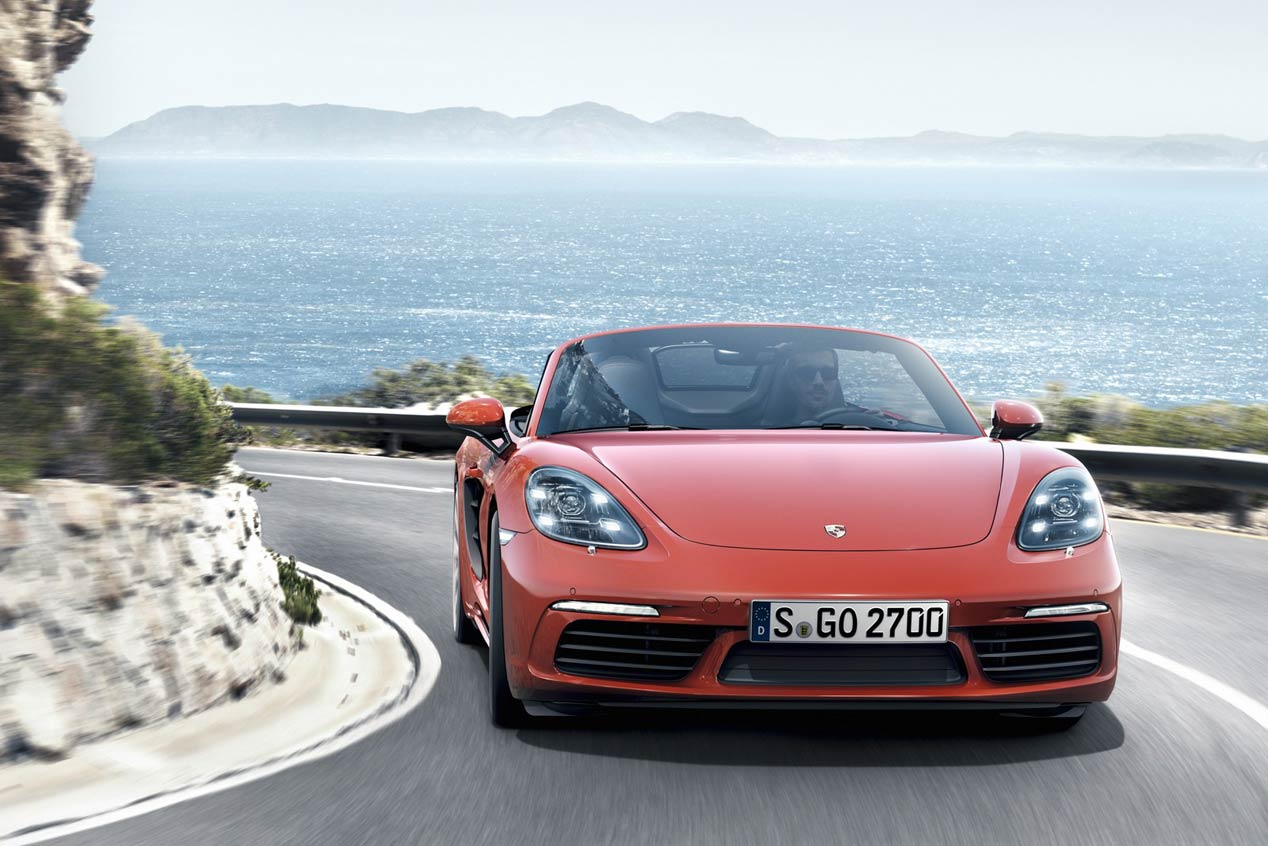 Porsche 718 Boxster, vuelta a los 4 cilindros bóxer