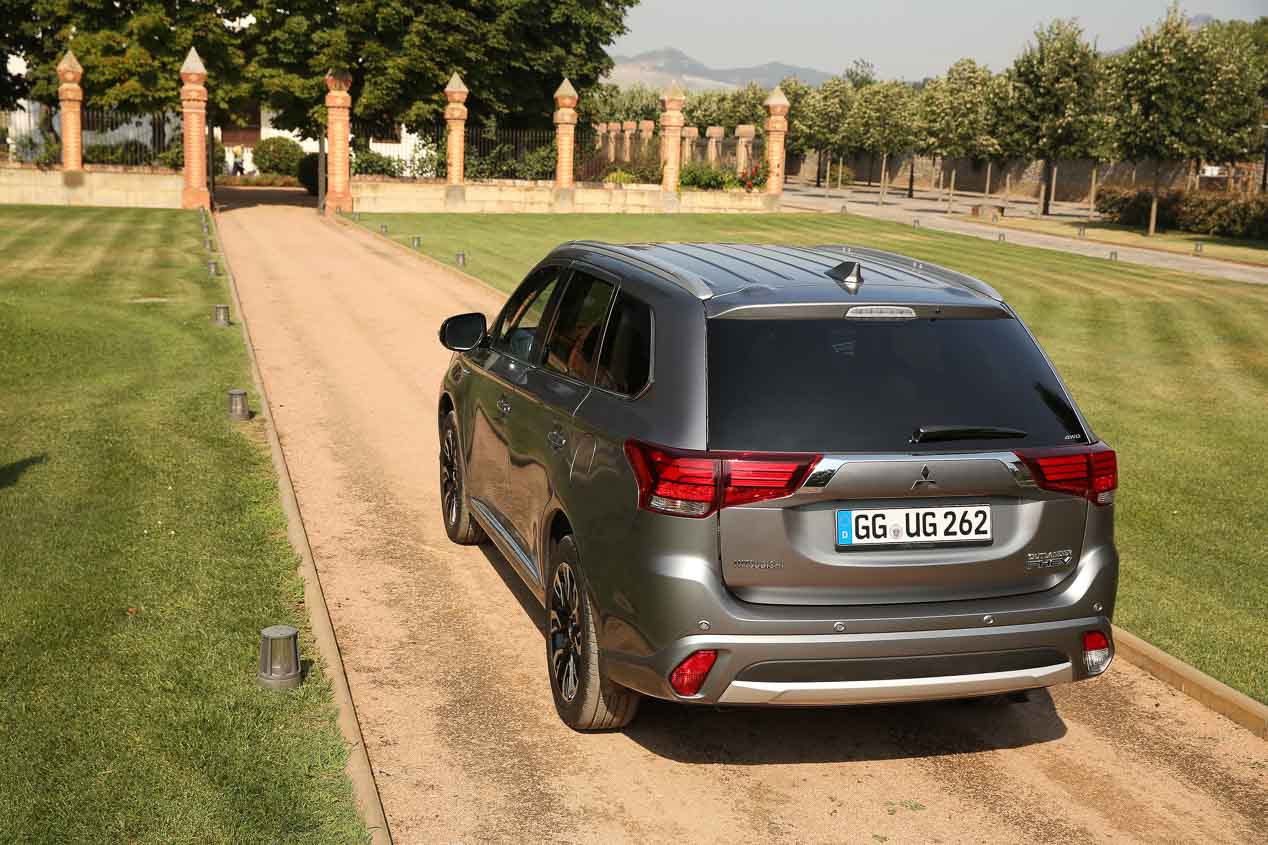 Mitsubishi Outlander 200 MPI 4x2 desde 24.900 euros