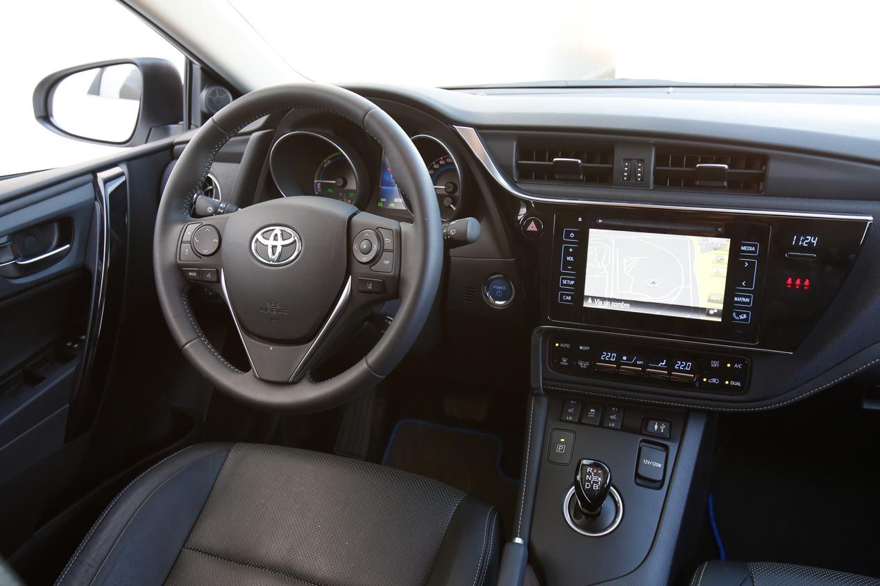 Ford Focus 1.5 TDCi/120, Peugeot 308 1.2 Pure Tech/130 y Toyota Auris Hybrid, ¿gasolina, Diésel o híbrido?