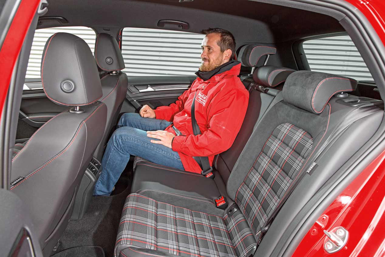 Mini Clubman Cooper S y Volkswagen Golf GTI, ¿qué deportivo es mejor?