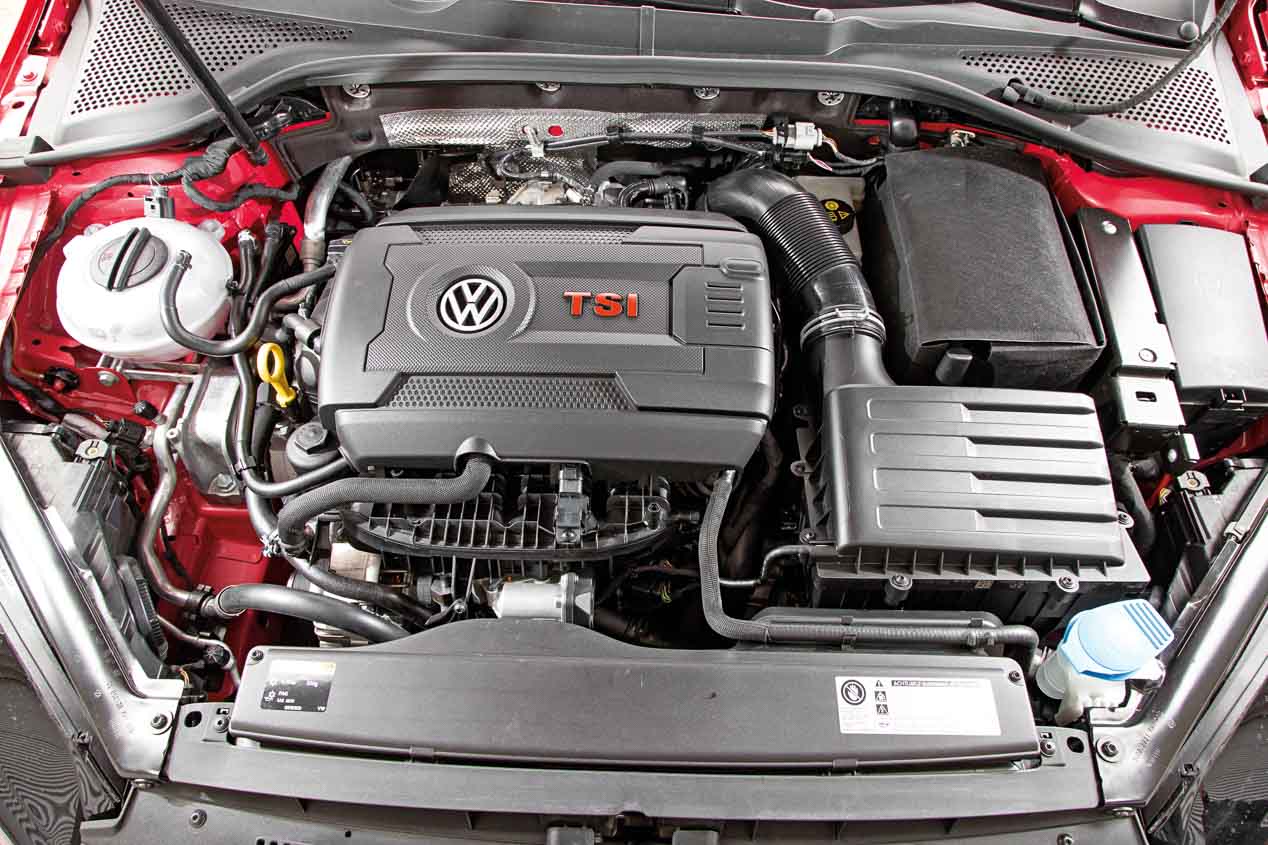Mini Clubman Cooper S y Volkswagen Golf GTI, ¿qué deportivo es mejor?