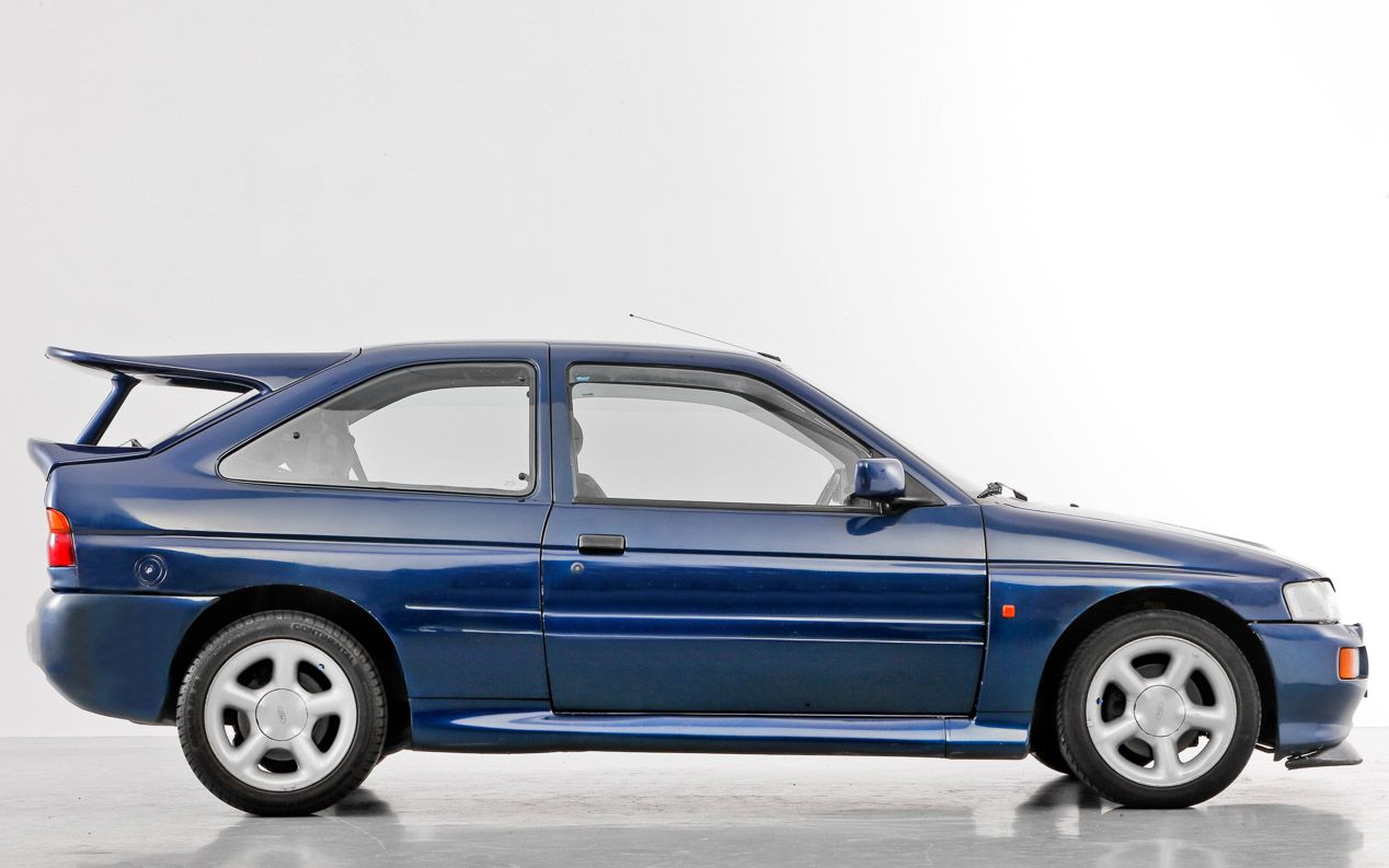Ford Escort RS Cosworth, de las carreras a la calle.