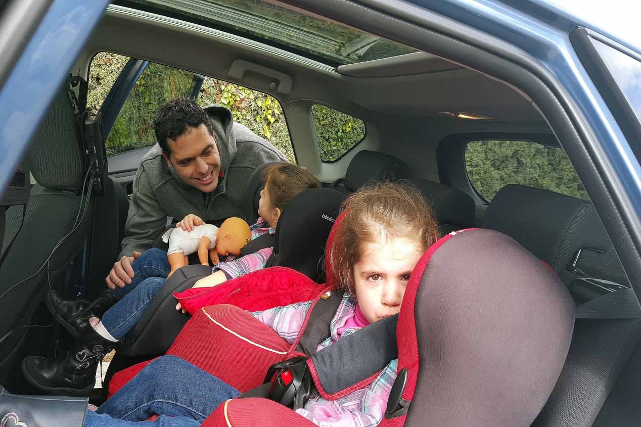 Coche para llevar gemelos