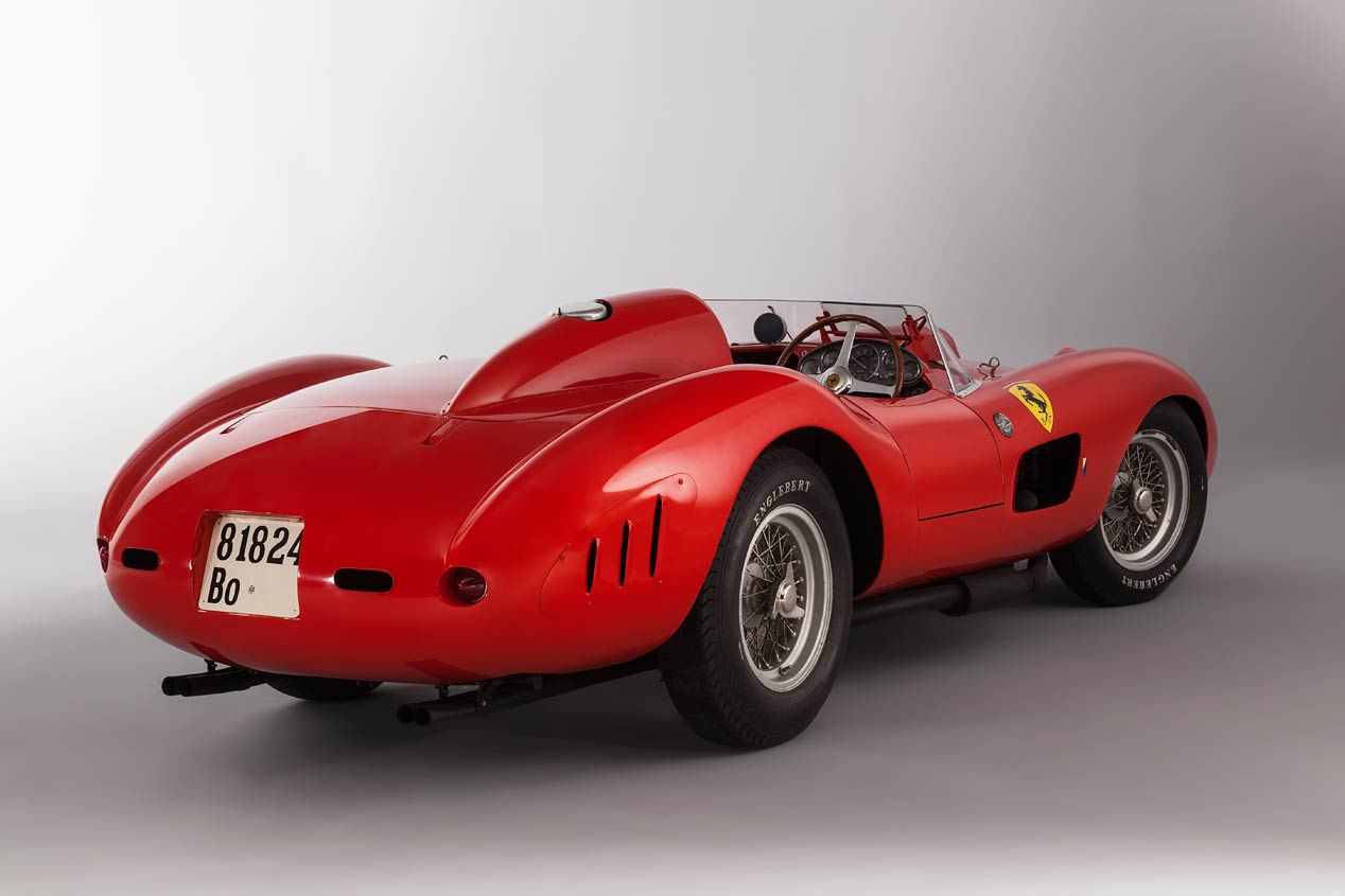 Más de 32 millones de euros por un Ferrari de 1957