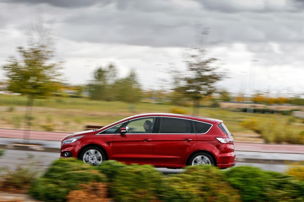 Ford S MAX, Renault Espace y Seat Alhambra: monovolúmenes de 7 asientos