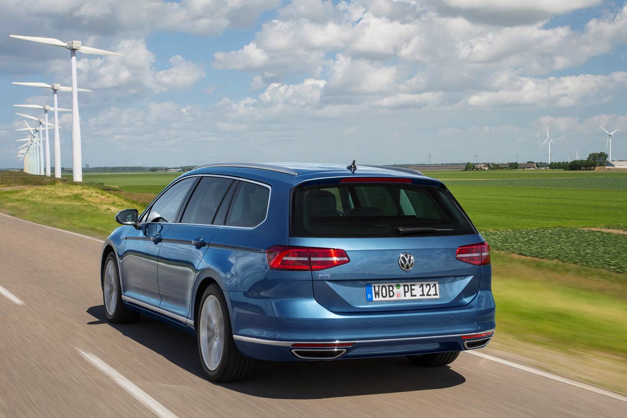 El Volkswagen Passat GTE híbrido enchufable, a la venta