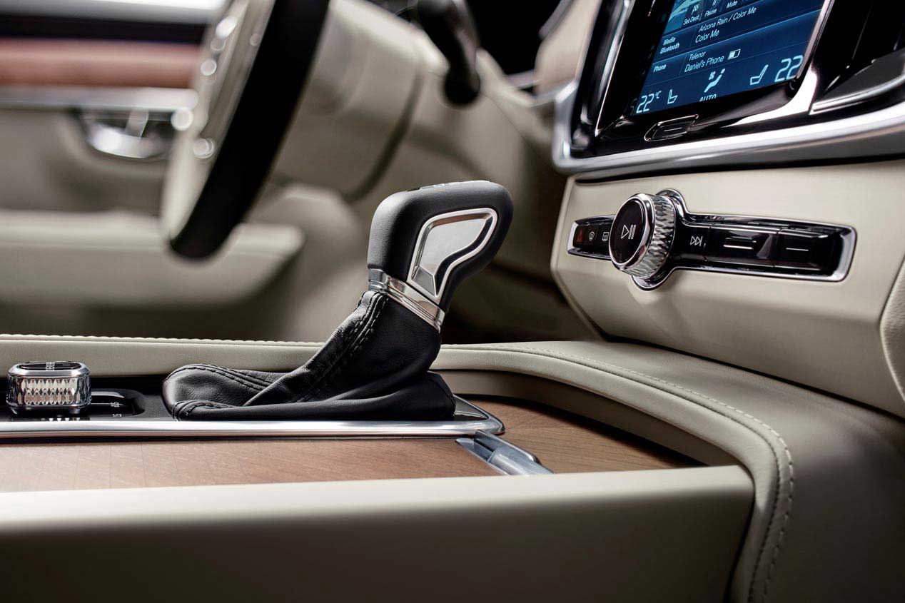 Volvo V90, las imágenes de un familiar de lujo