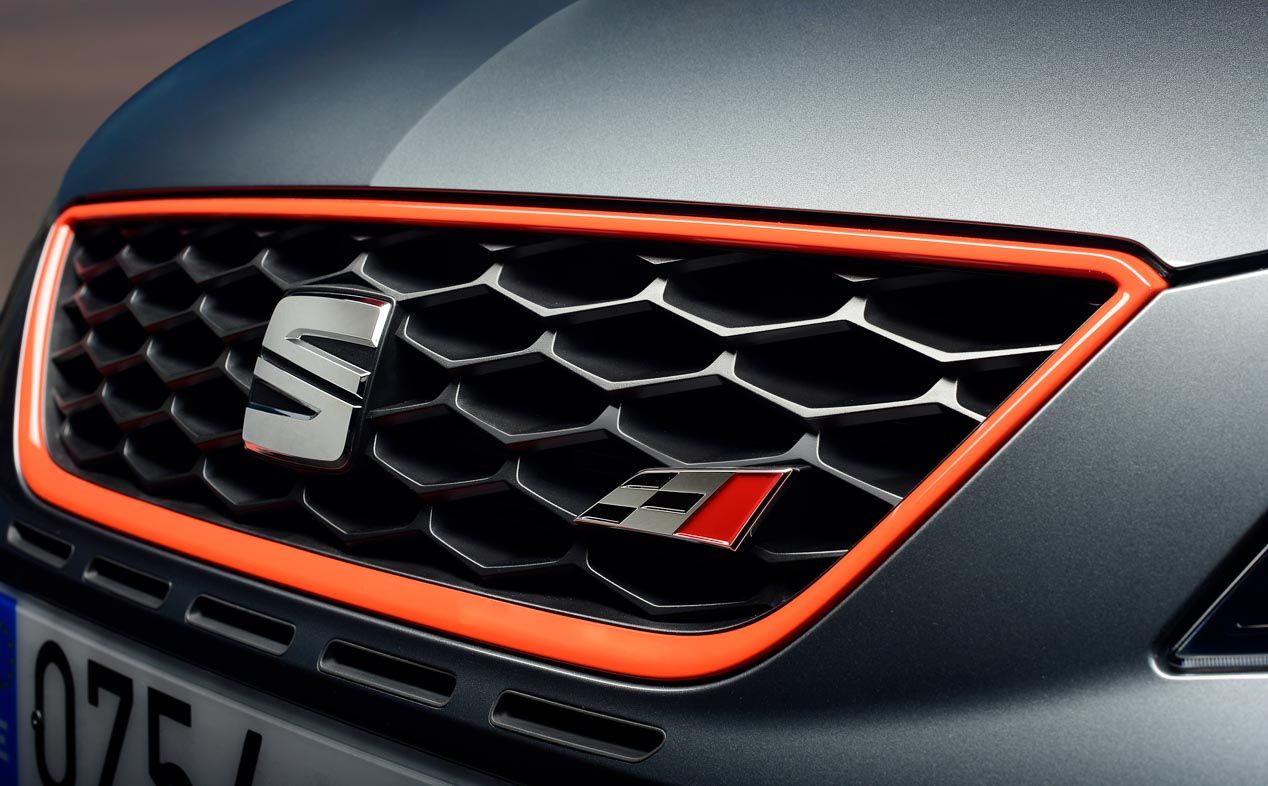 Seat León Cupra 290, las imágenes de la nueva versión deportiva