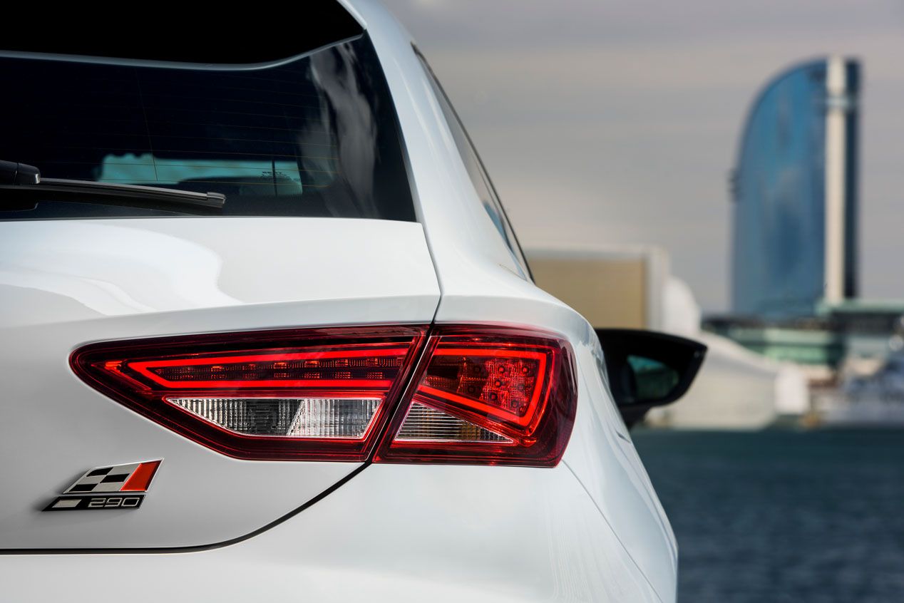 Seat León Cupra 290, las imágenes de la nueva versión deportiva