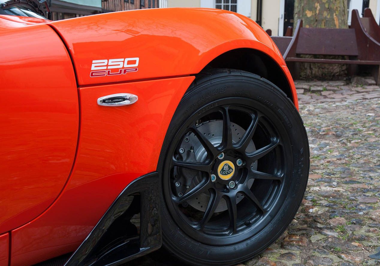 Lotus Elise Cup 250