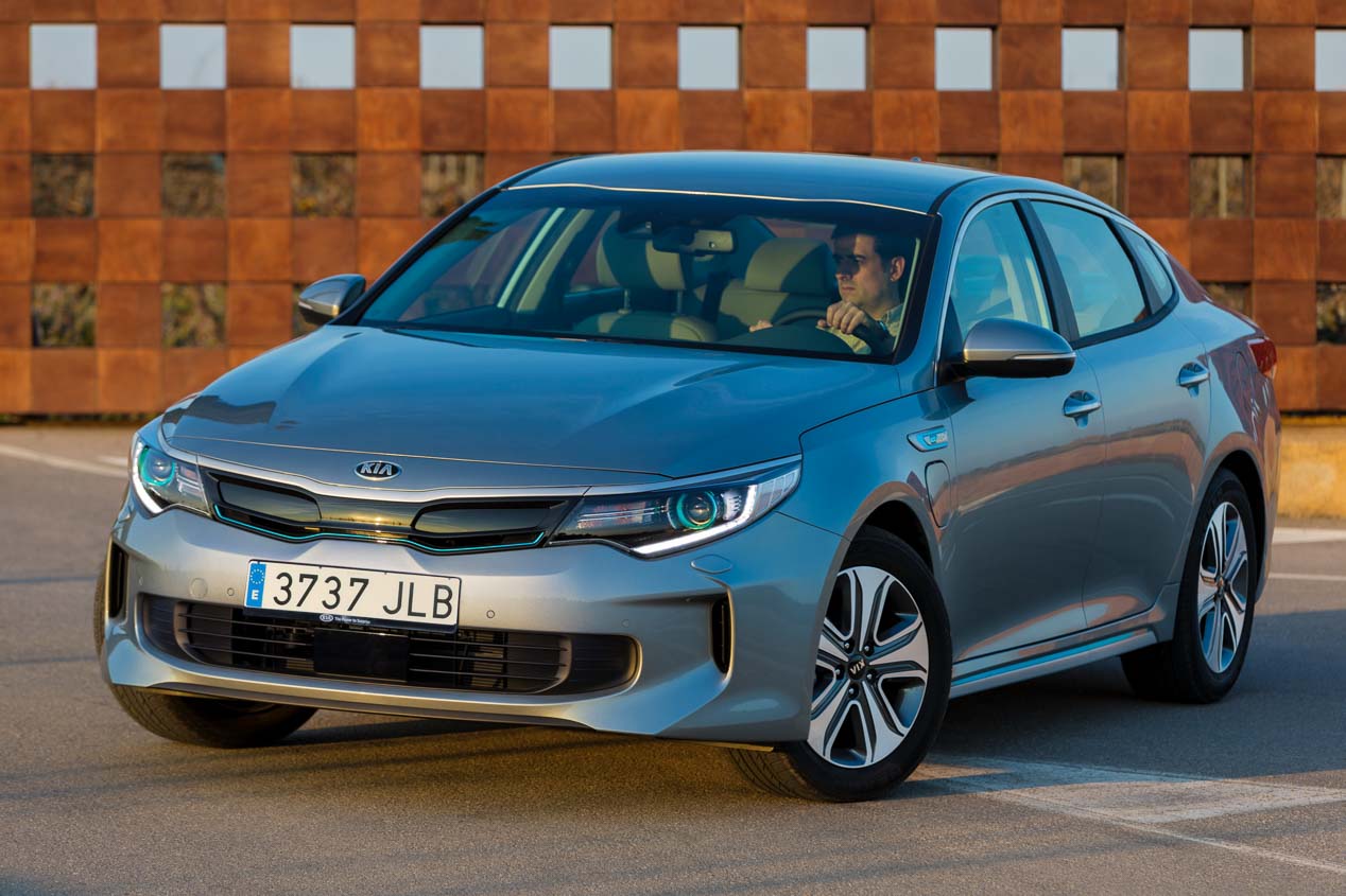 Kia Optima híbrido enchufable, listo para Europa