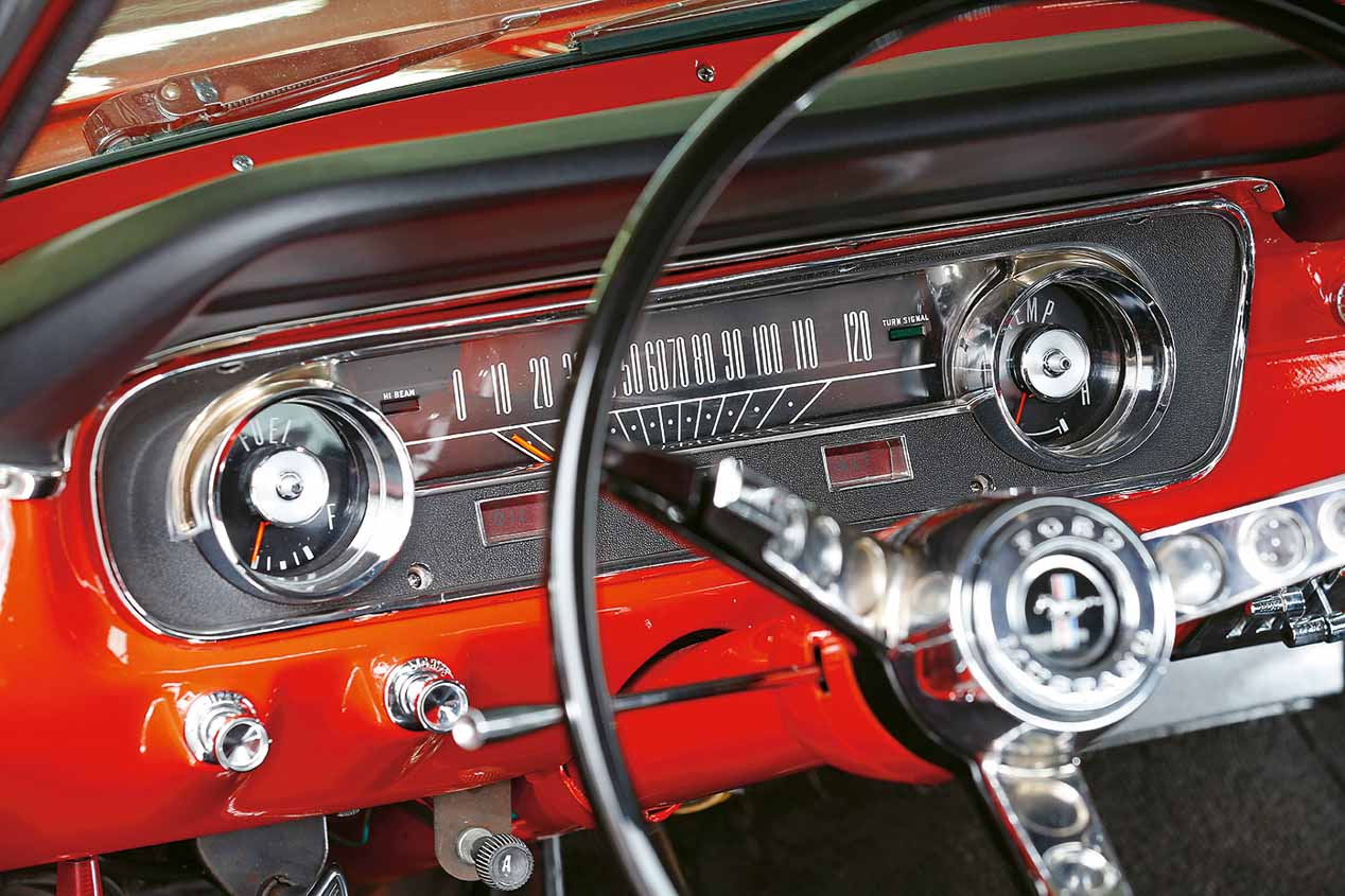 Ford Mustang 289 Hardtop y GT Fastback: 50 años de historia