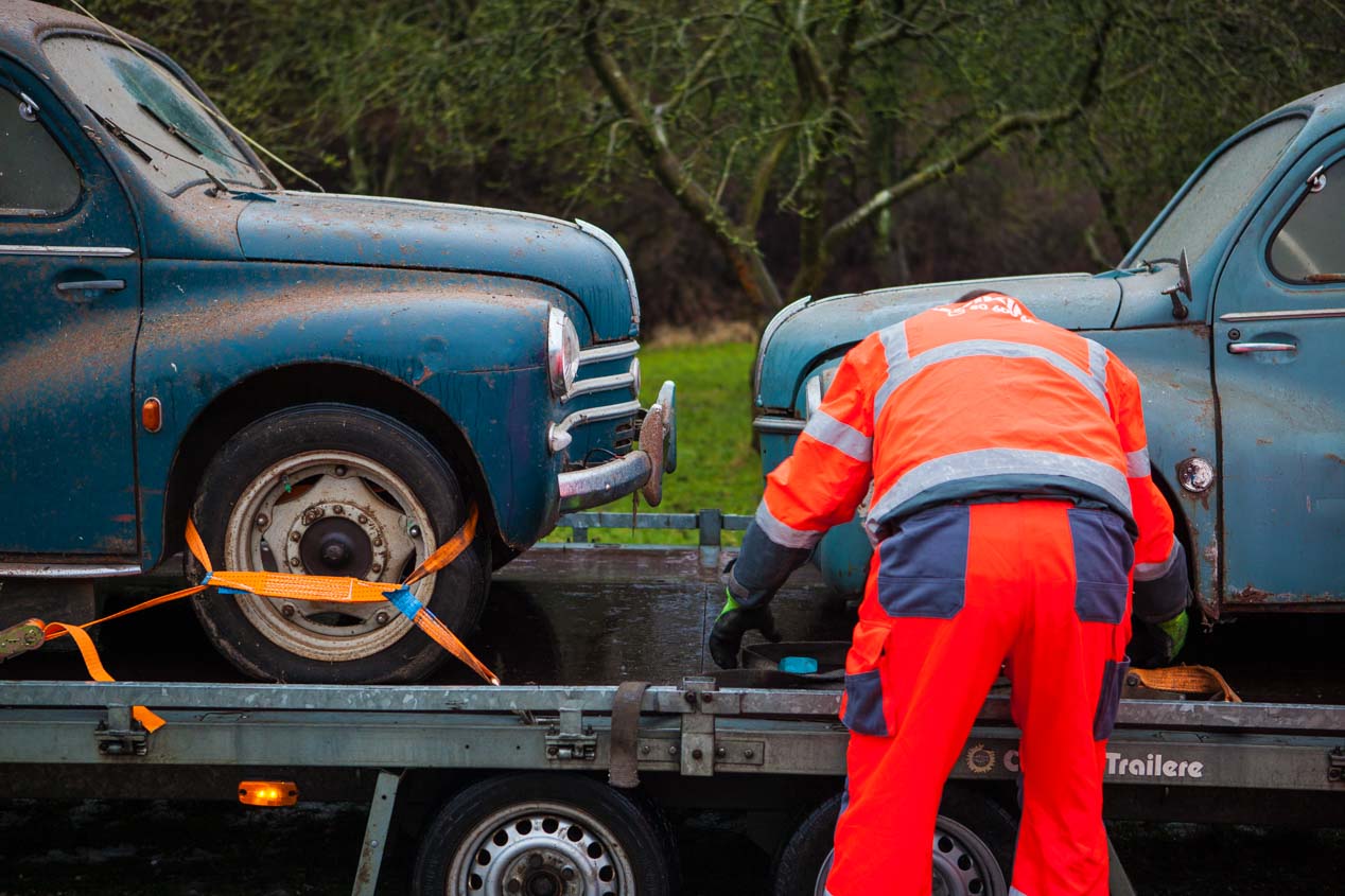 Encontrados coches clásicos Renault en granja danesa