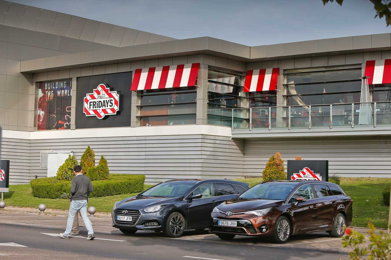 Comparativa Hyundai i40 CW y Toyota Avensis Touring Sports