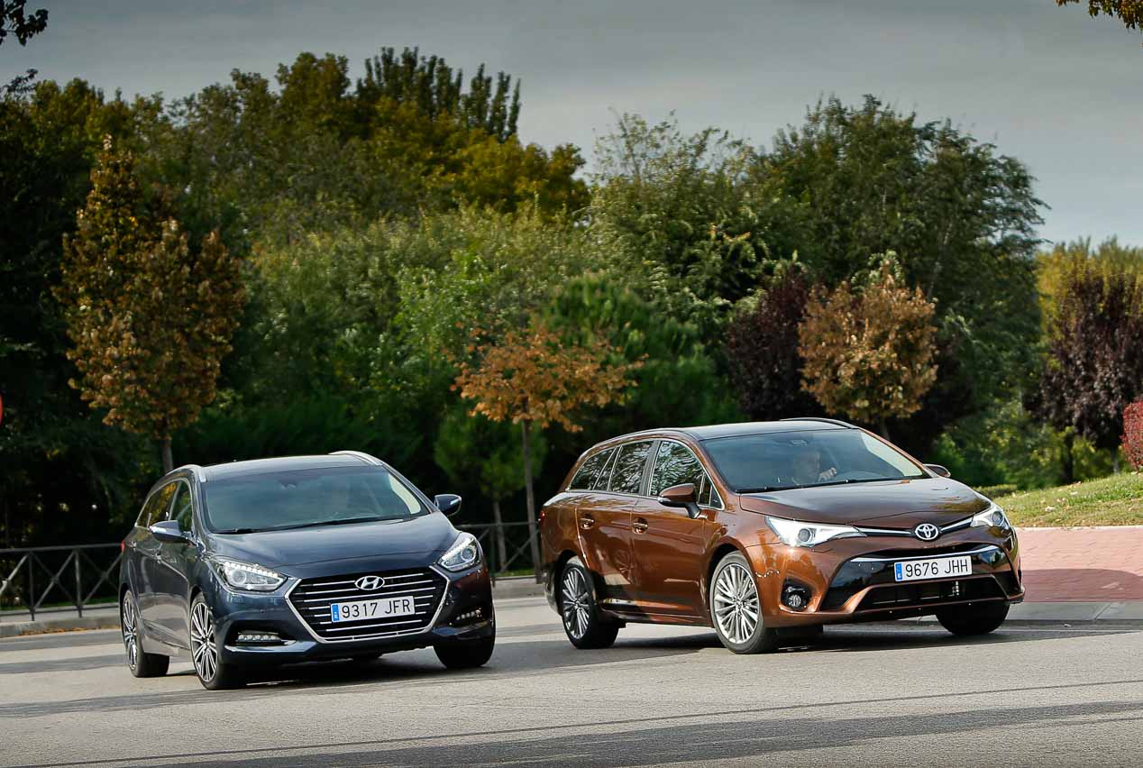 Comparativa Hyundai i40 CW y Toyota Avensis Touring Sports