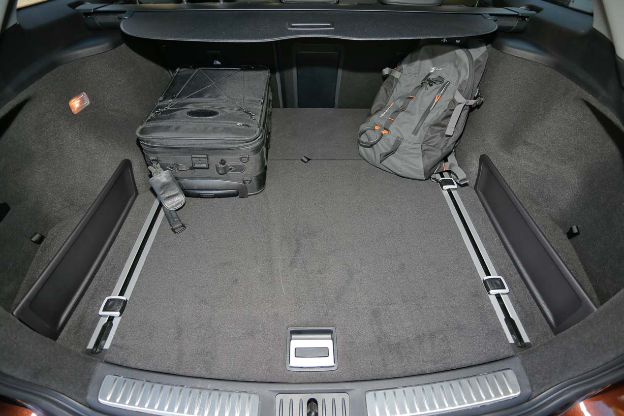 Comparativa Hyundai i40 CW y Toyota Avensis Touring Sports