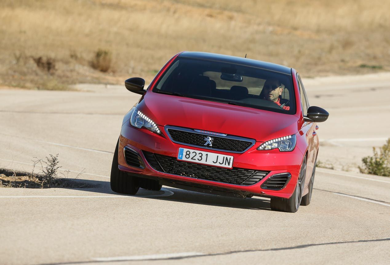 Peugeot 308 GTi, deportivo en su justa medida