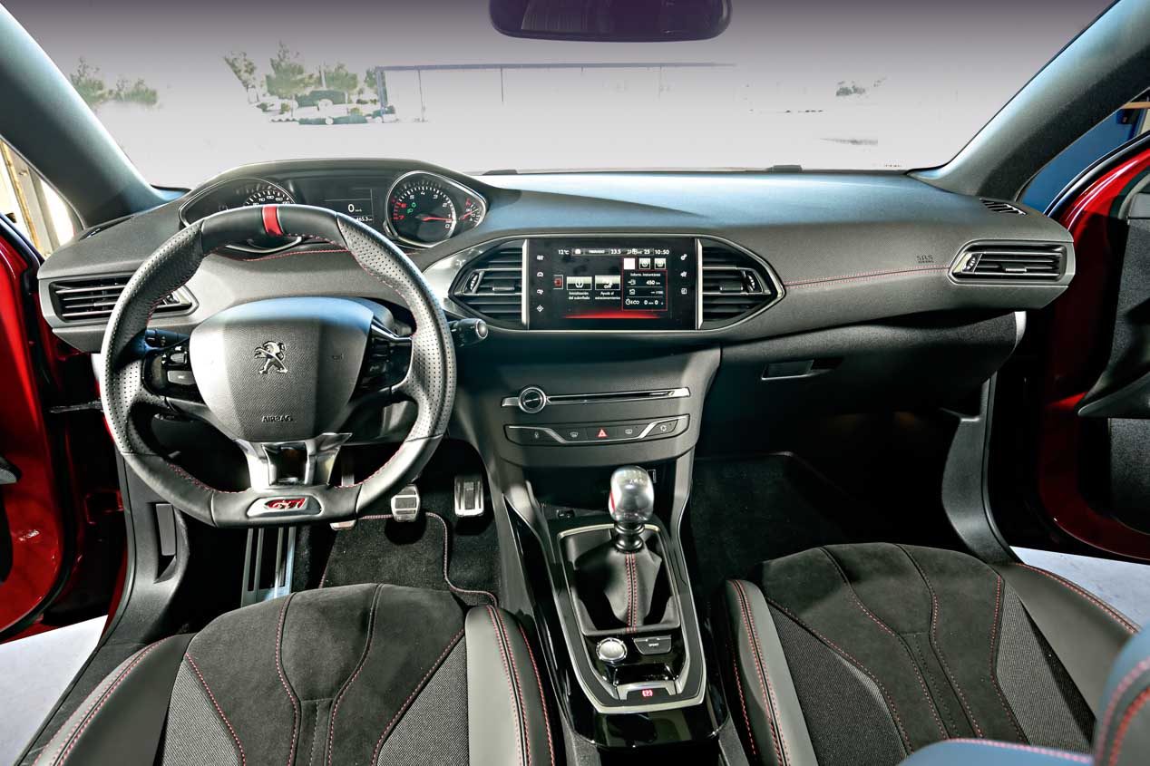 Peugeot 308 GTi, deportivo en su justa medida