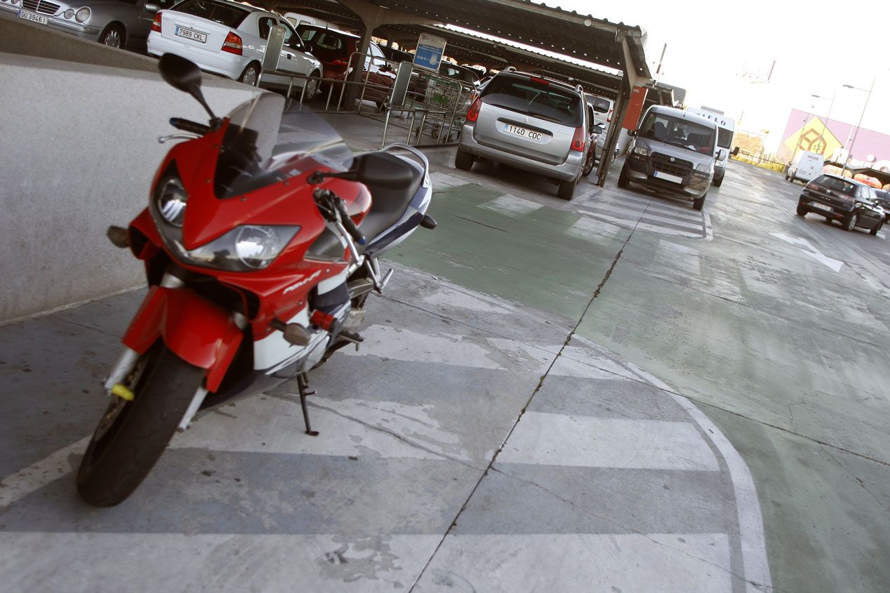 Malos hábitos en un parking