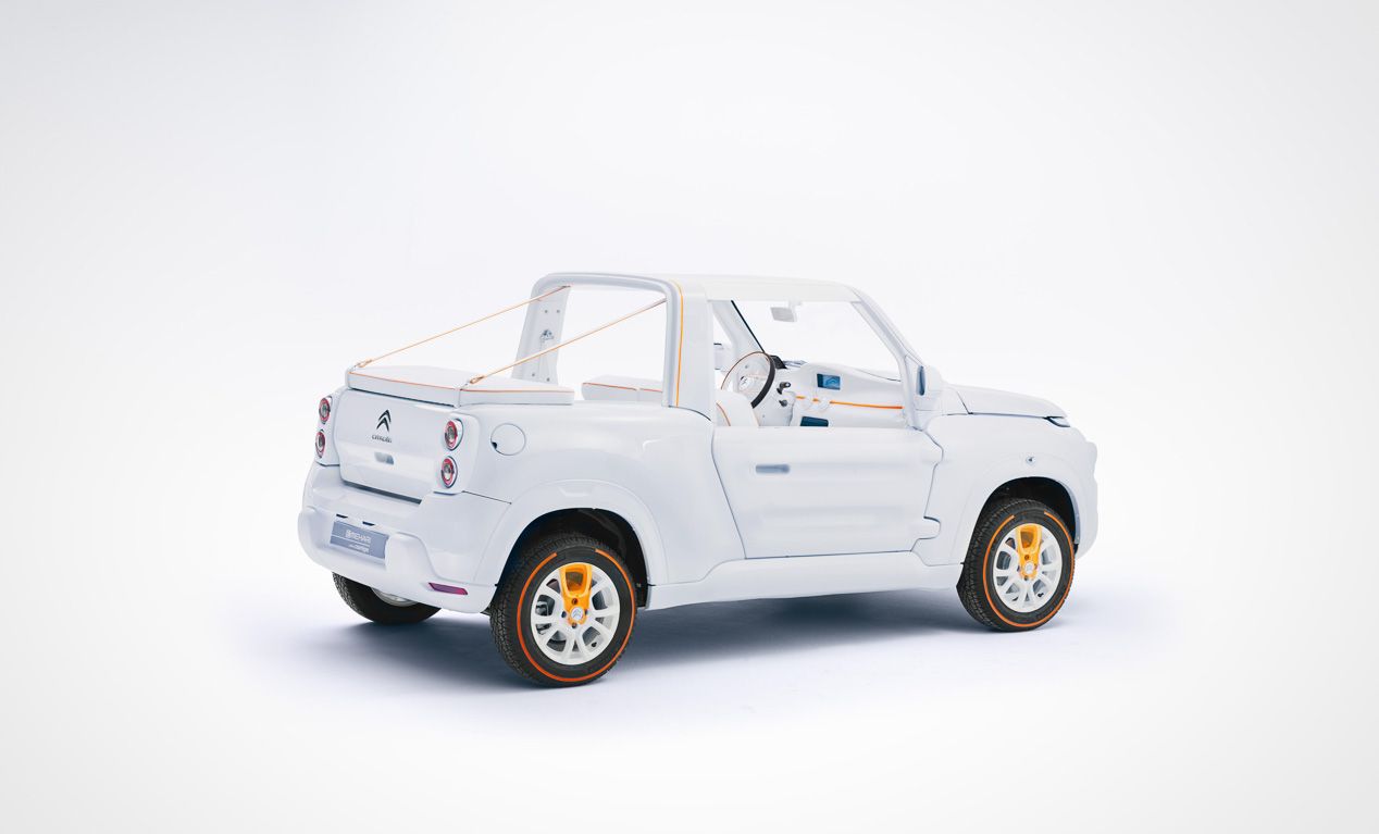 Citroën E-Mehari by Courrèges: concept a la moda