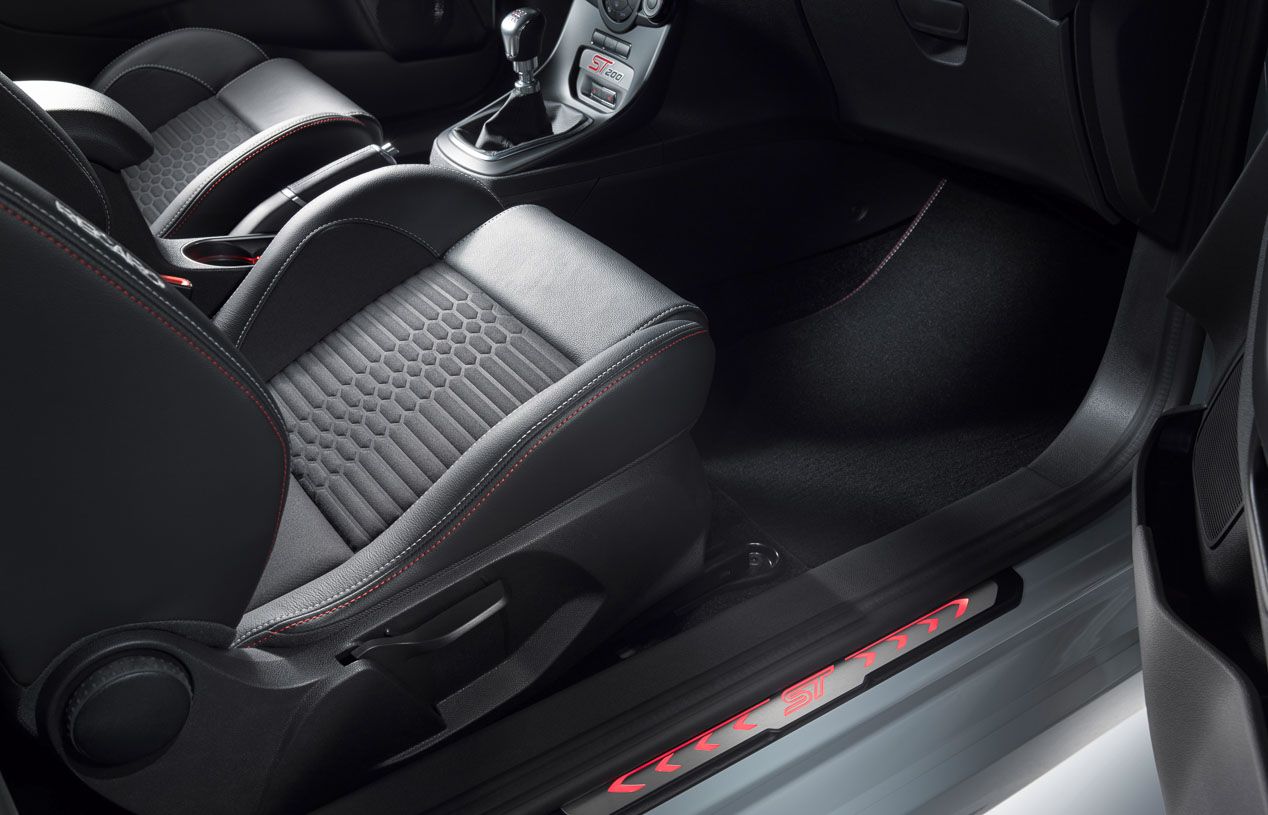 Ford Fiesta ST200, más deportivo y con 200 CV