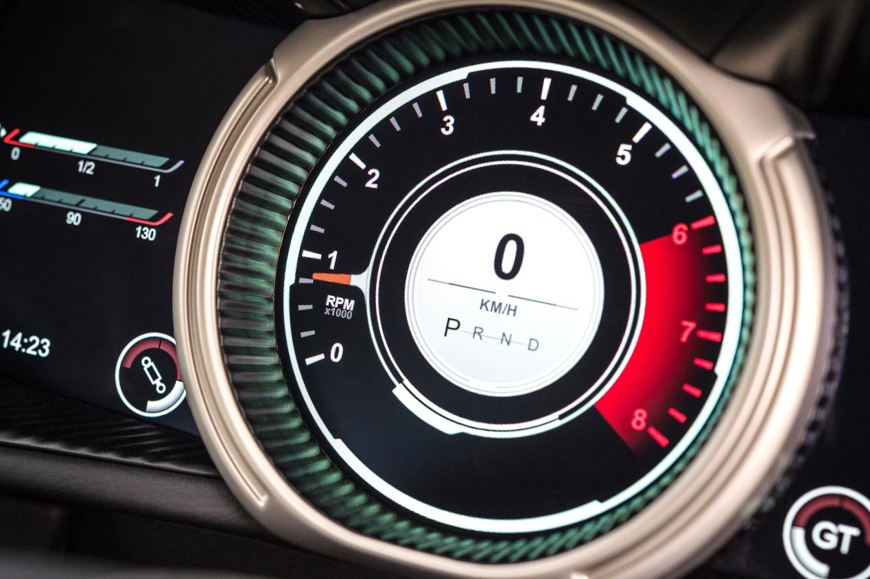 Aston Martin DB11, para la próxima de James Bond