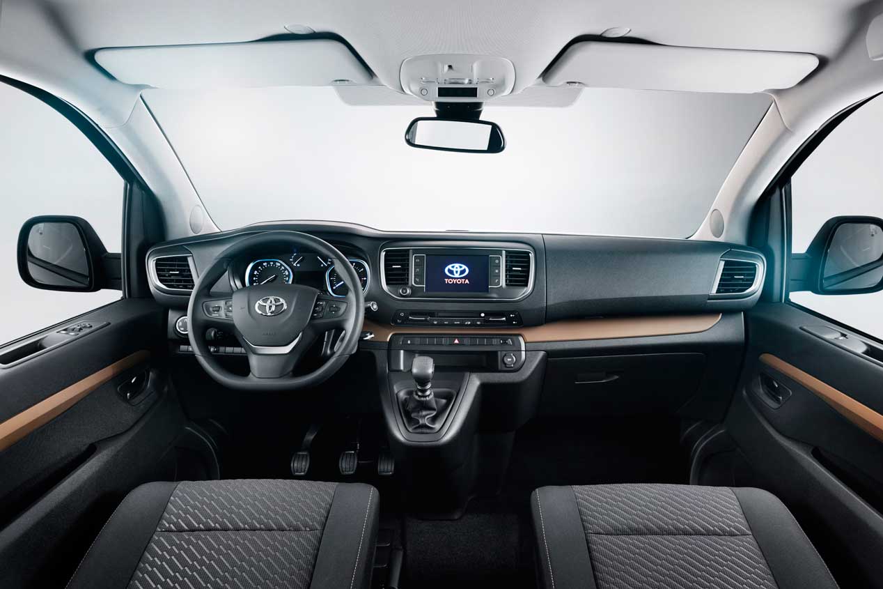 Toyota Proace Verso en Ginebra 2016