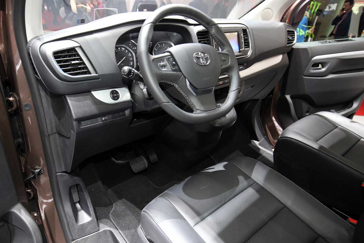 Toyota Proace Verso en Ginebra 2016