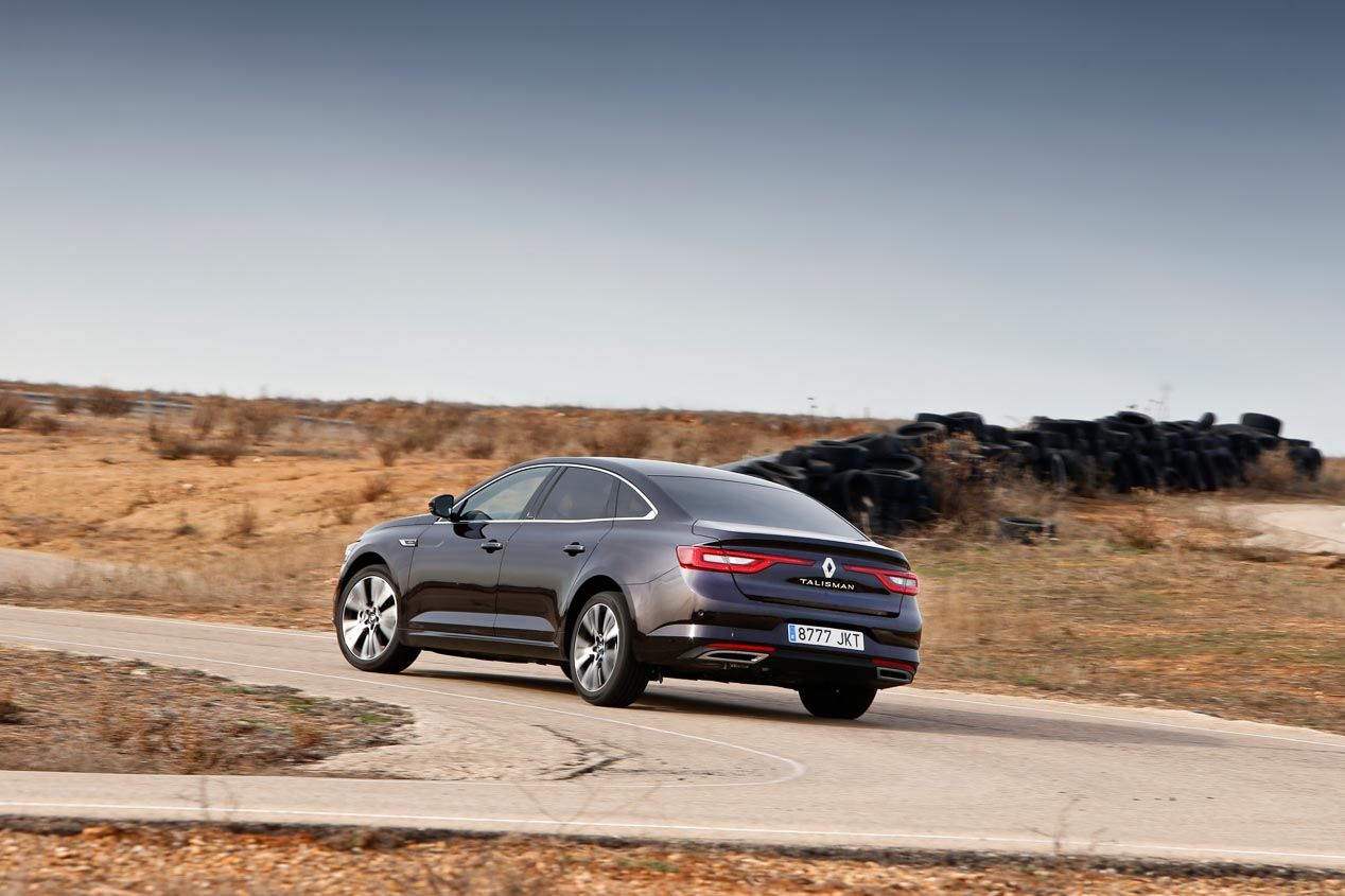 Renault Talisman 1.6 dCi 160 EDC frente a VW Passat 2.0 TDi 150 DSG